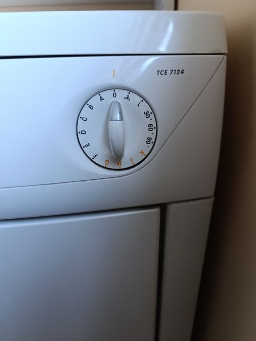 Кондензна сушилна Zanussi