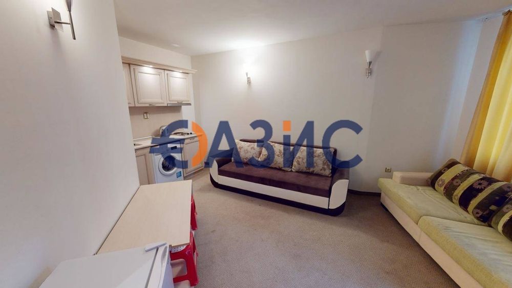 Продава се Двустаен апартамент в к.к. Слънчев бряг - 63 кв.м за 921 €/кв.м - Снимка #4