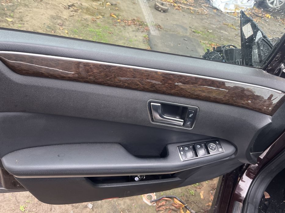 Set trimuri trim bandouri lemn Eucalipt mercedes e classe w 212 piese