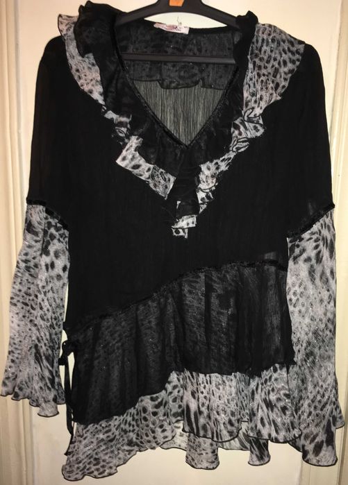 Дамска блуза М/L размер