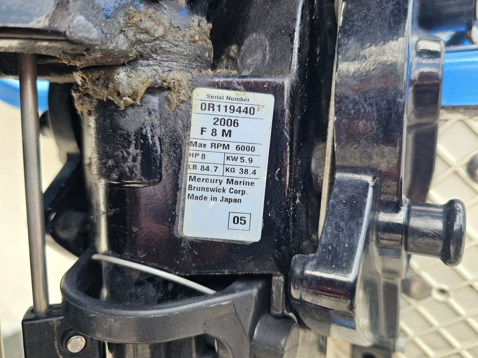 Лодка Мичуринка 395 + Mercury 8 HP  + регистриран колесар