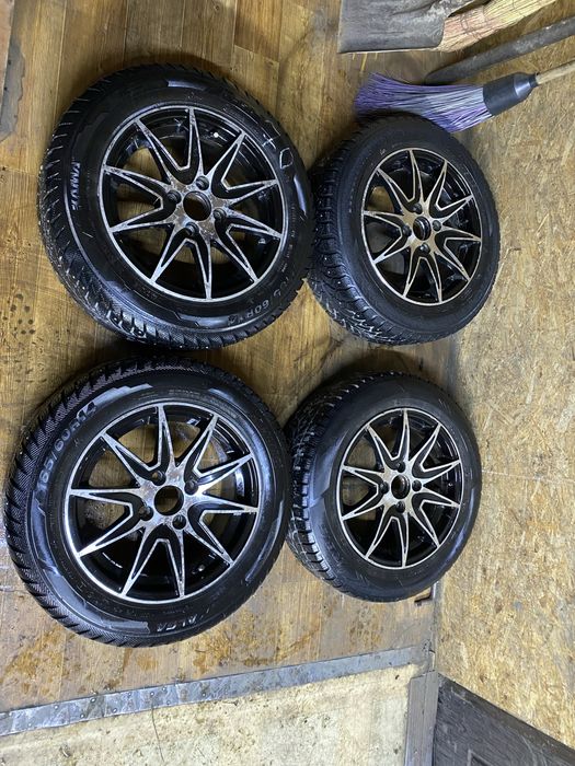 Продам  Титаны на 14