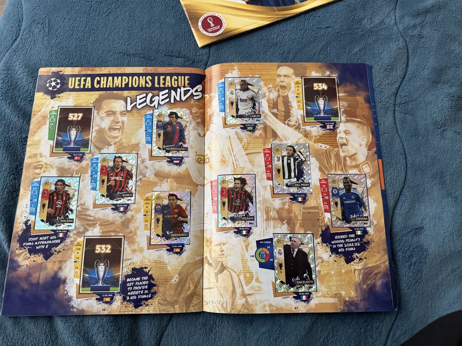 Албуми topps и panini