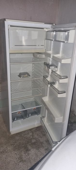 Срочно продаю холодильник в идеальном состоянии как новый