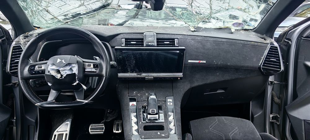 Citroen DS7 crossback 1.6 Pure tech 225hp. НА ЧАСТИ
