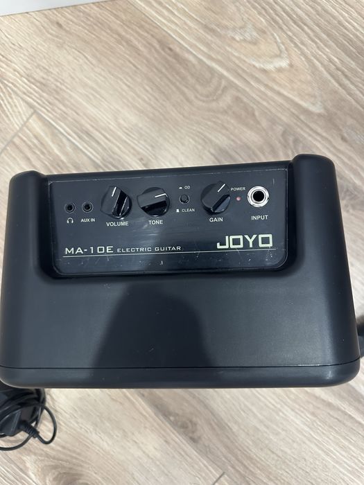 Электрогитара Squier