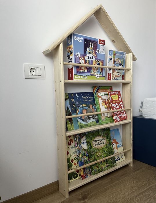 Casuta montessori pentru carti