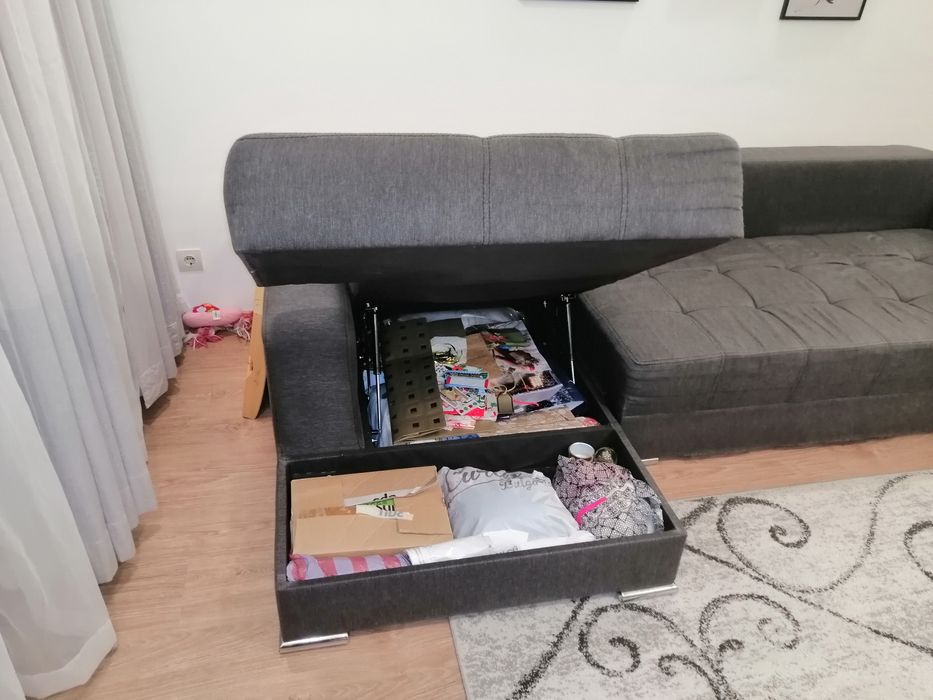 Ъглов  диван с лежанка