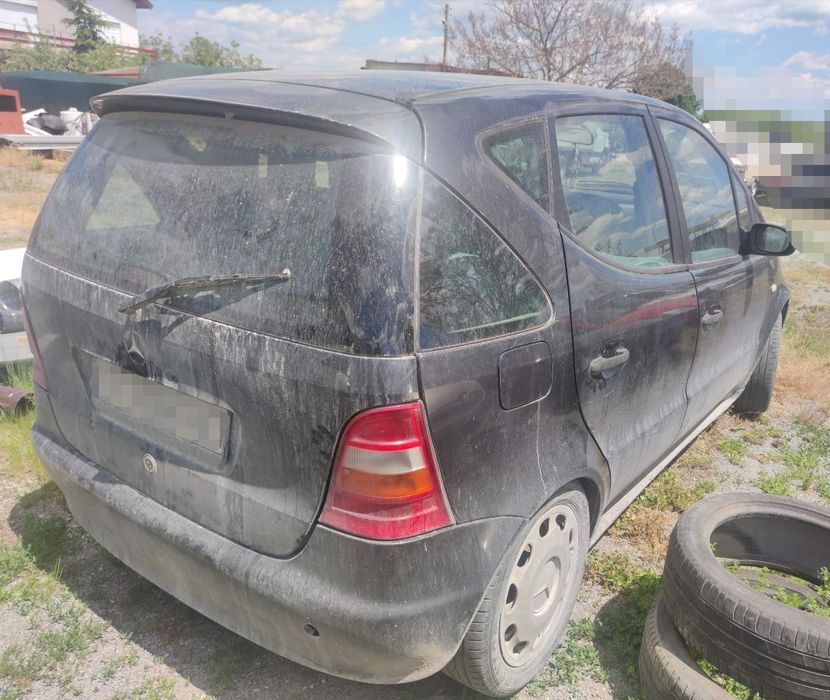 Мерцедес А 160 на части