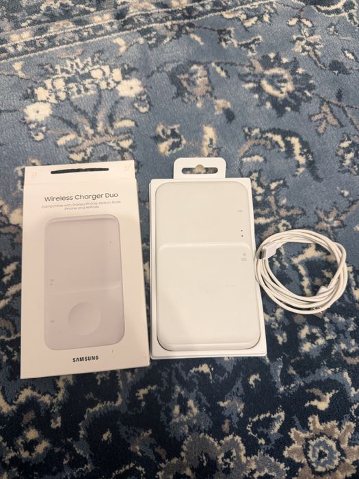 Statie incarcare wireless Samsung Duo