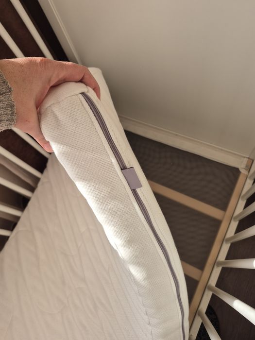 Бебешка кошара икеа + матрак и подарък 120/60