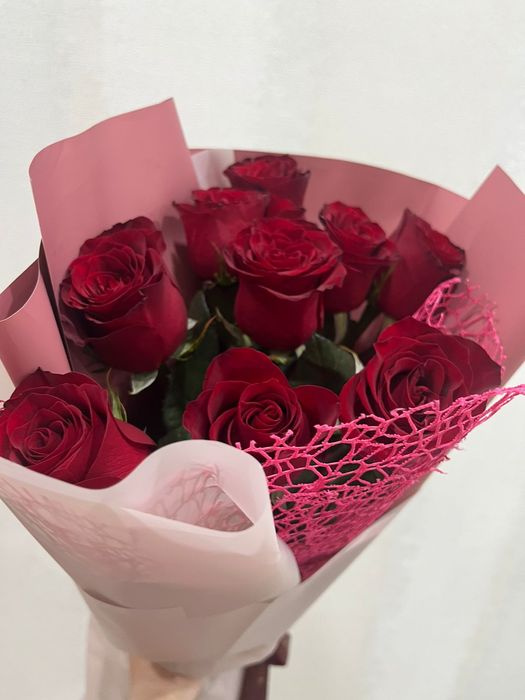 Живые розы за 6000тг