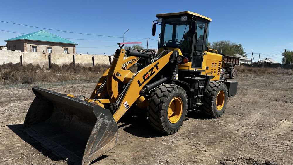 Погрузчик Фронтальный погрузчик