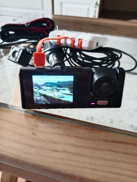 Продам видеорегистраторы.