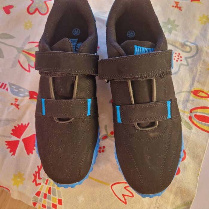 Чисто нови дамски кецове Lonsdale