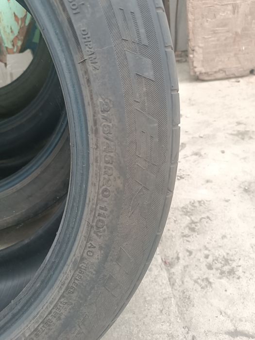 Продам комплект резины