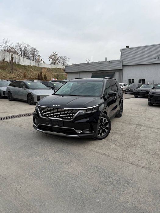 Kia Sorento 3.5 MPI. Minivenlarni kushandasi. Li 9 Denz N9 konkurenti.