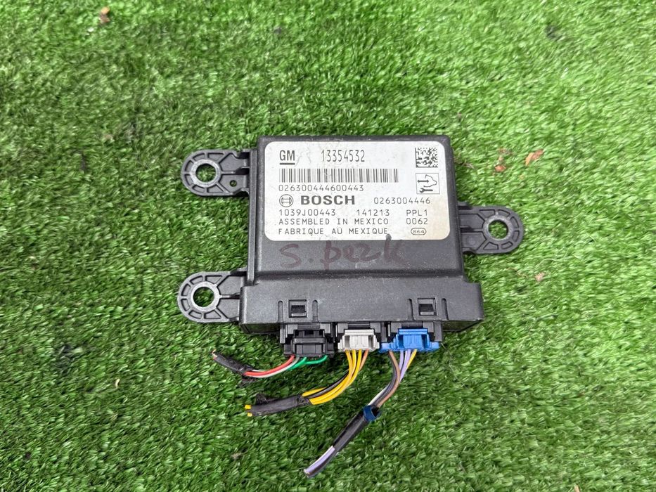 SENSOR MODUL PARCARE OPEL MOKKA 1.6 BENZINA 2015 COD OEM 13354532 1039J00443 2012-2016