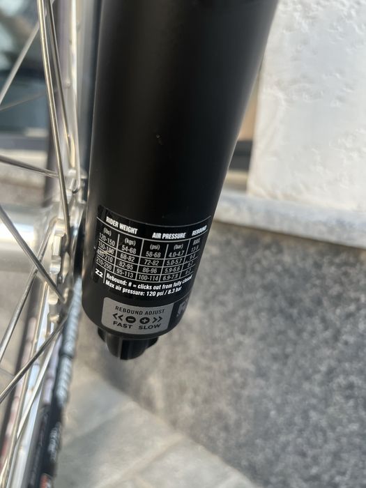 Вилка Marzocchi Bomber Z2 160 mm 2024