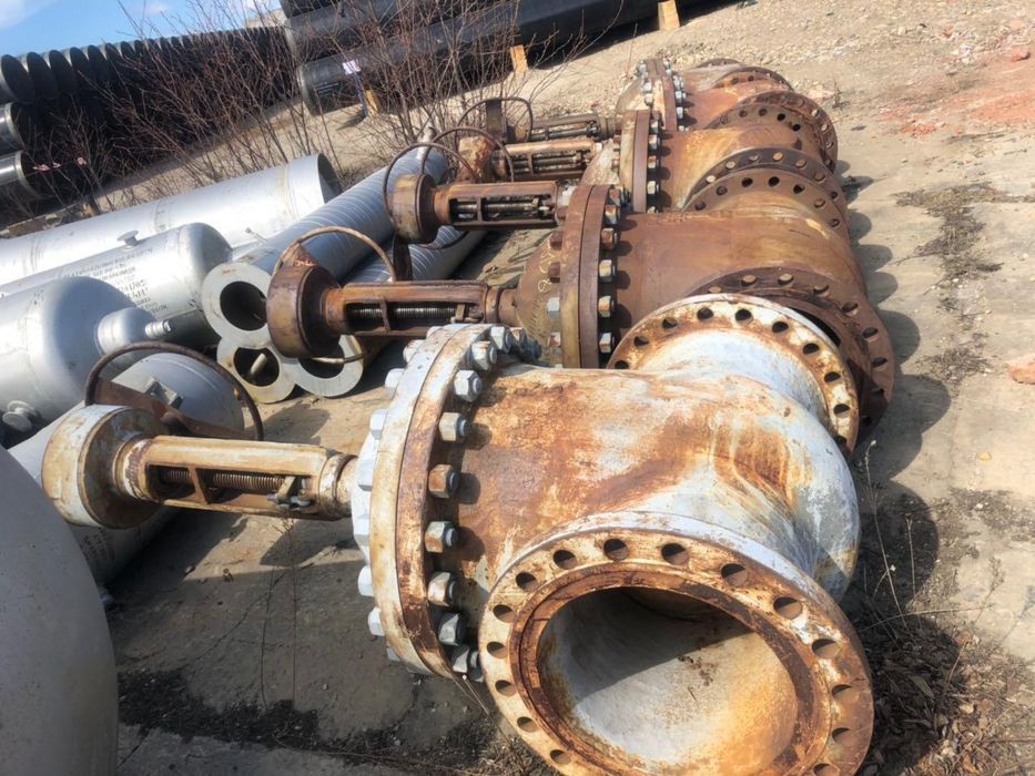 Задвижки продам с хранения