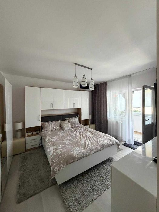 Vand/Schimb Ap 4 Cam Decomandat St 2  Str.Stolnicul Vasile cu Casa sau Ap 2-3 Cam St 2