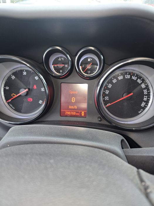 Opel Zafira 2012 7 locuri