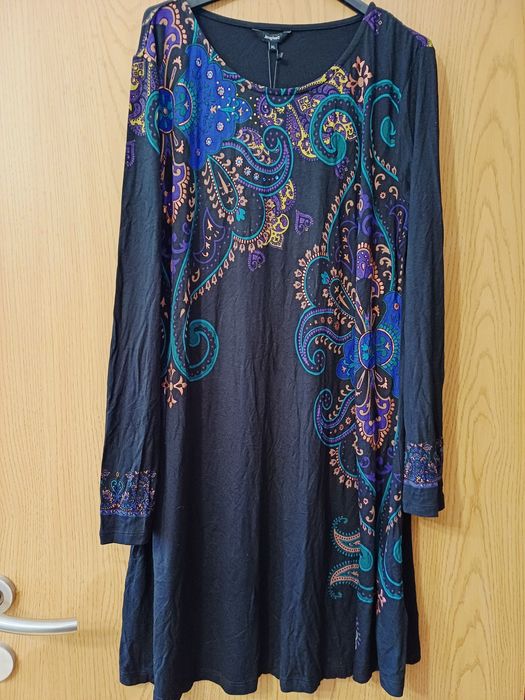 Рокля Desigual XL нова