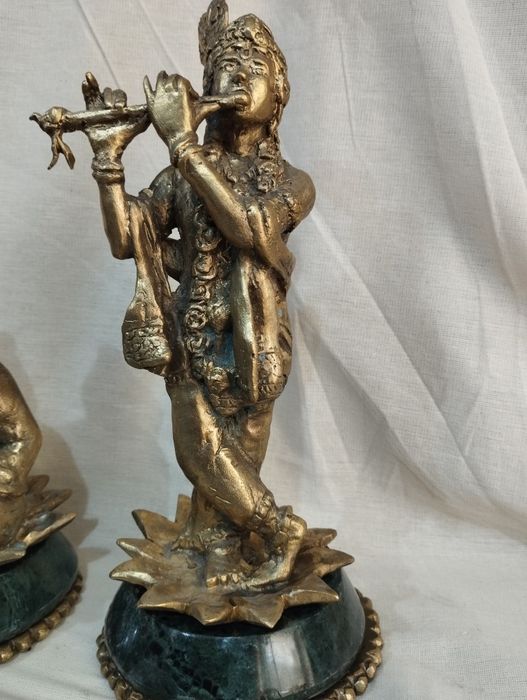 Статуэтки бронза