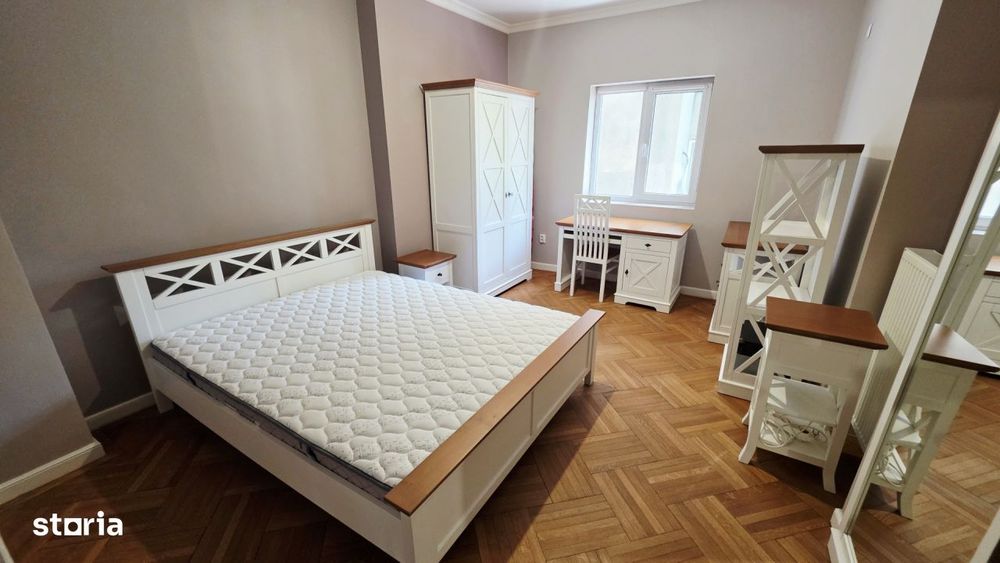 Vanzare 3 camere Universitate cu centrala proprie — fotografia 1
