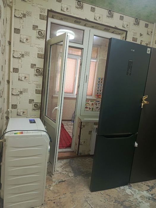 Srochna 7 mkr 2 xona 3 xona qilingan 1 etaj Jasorat 10