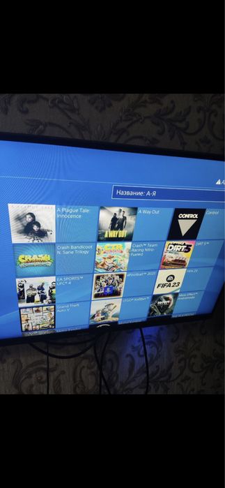 Playstation 4 slim 1TB 1 джестик 17 игр все новинки как на фото