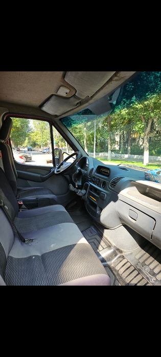 Vând Mercedes Sprinter