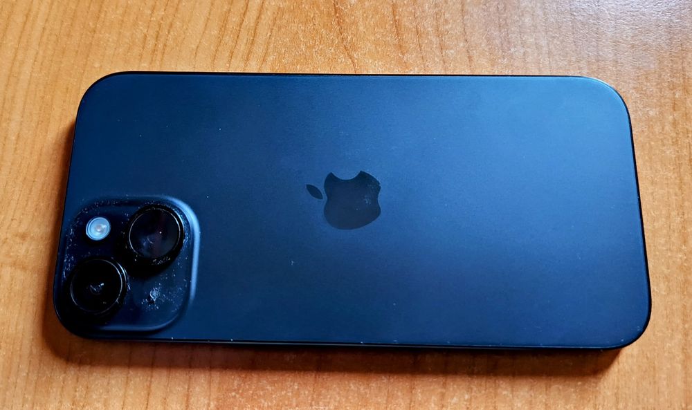 iPhone 15 128GB с гаранция до 05.01.2026