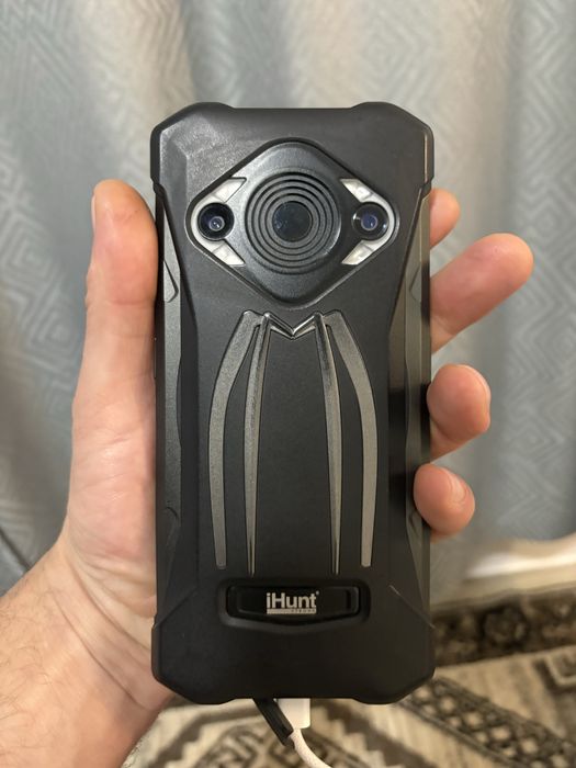 Telefon ihunt cyber falcon cu camere night vision si thermo visiune
