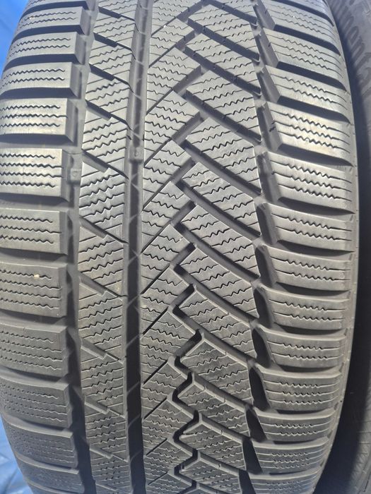 245/45/20 Continental