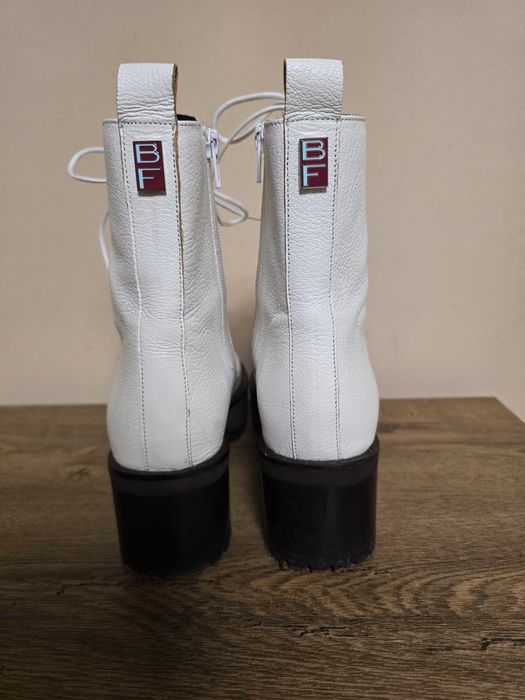 By Far оригинални дамски боти от естествена кожа