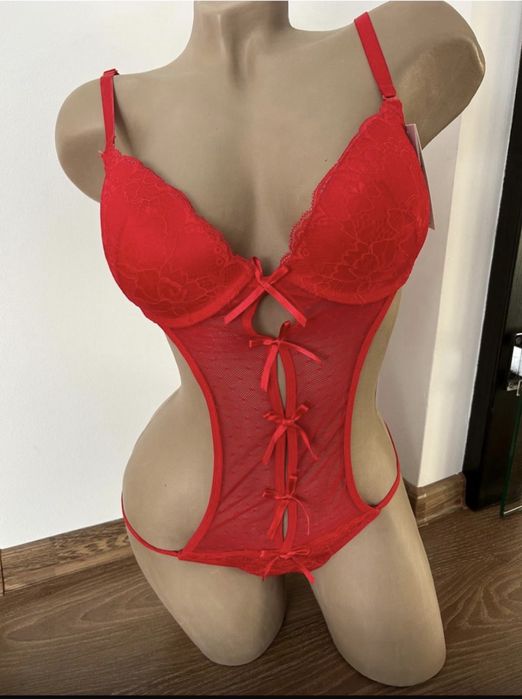 Lenjerie intima dama bady, camasa noapte, jartele