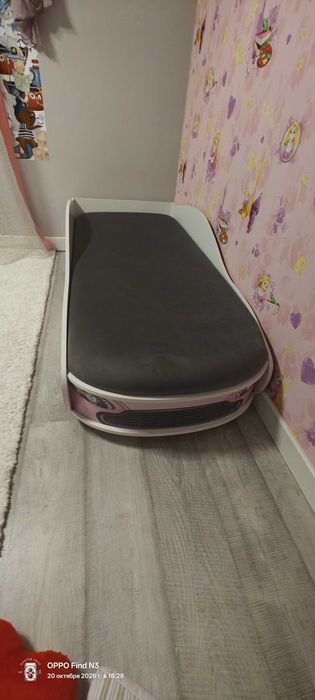 Детская кровать машинка