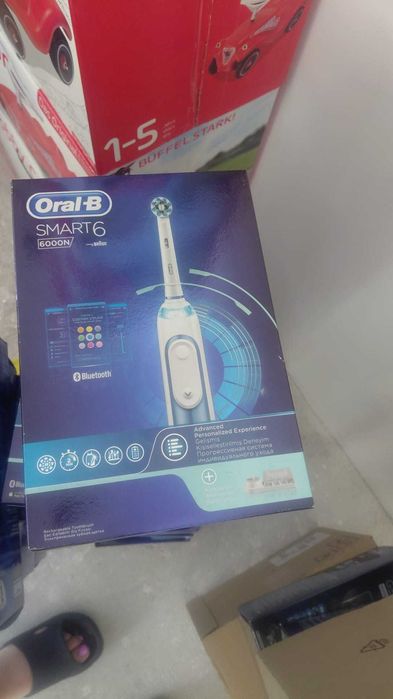 Periuța de dinți electrică Oral-B Smart 6 6000N