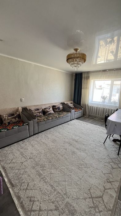 Үй сатамын 4 бөлмелі