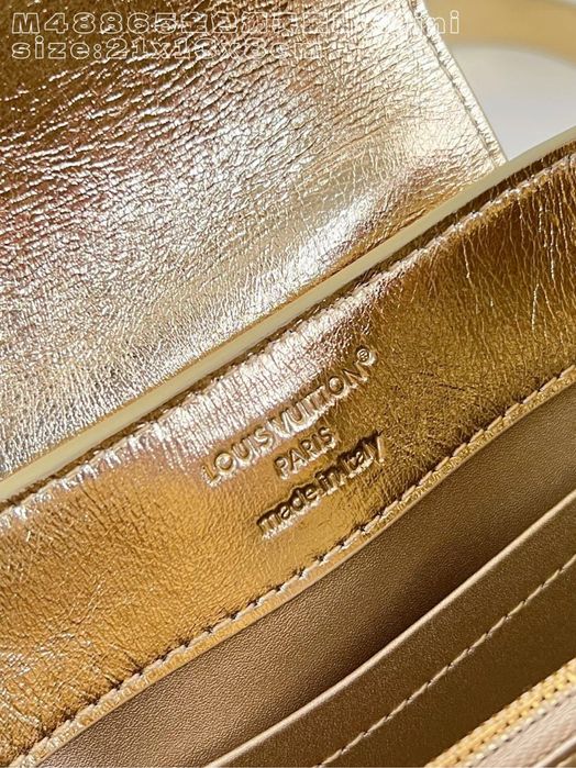 Geanta Louis Vuitton Capucines BB