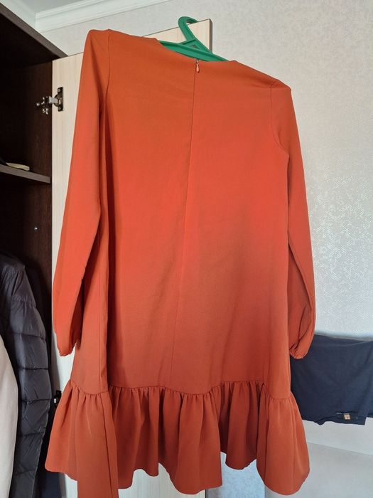 Продам платья недорого