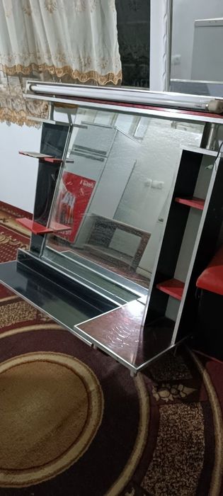 Мебель для салона 400000