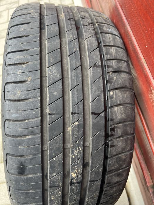 Vand 2 cauciucuri vara 225 40 R18 Good Year