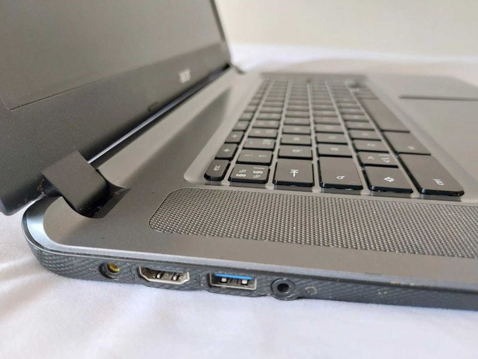 -Acer  15 / SSD ,/bateria tine 7-8 ore/ 2023/ LED