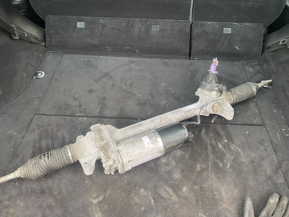 Кормилна рейка BMW F32/F33/F36