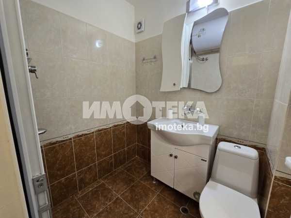 Дава се под наем Тристаен апартамент в Пловдив, Каменица 1 - 80 кв.м за 561 € - Снимка #11