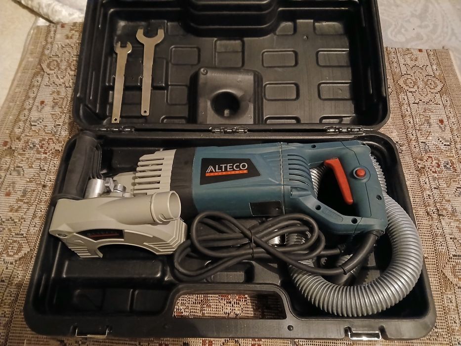 Продам штроборез  Alteco