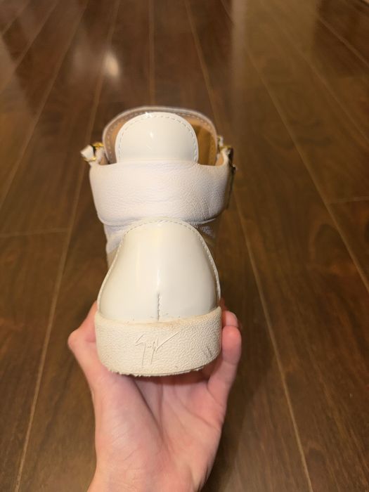 Giuseppe Zanotti May London