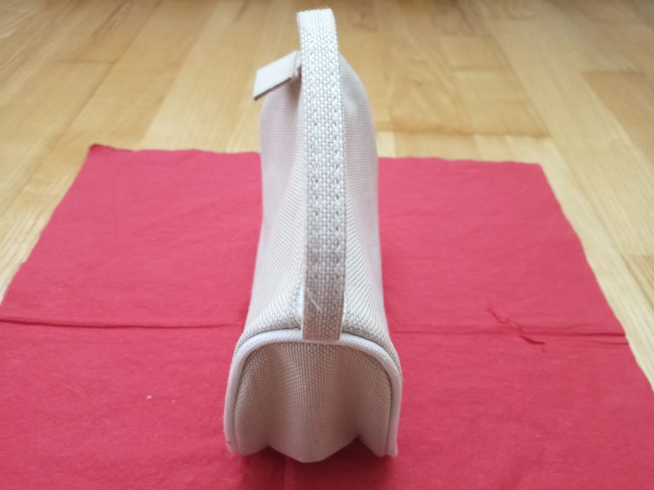 Gentuta pt fetita - NUXE - PARIS; Noua.